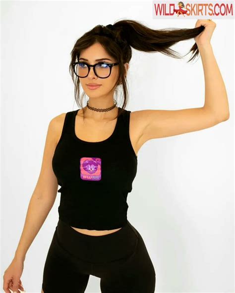 ssssniperwolf nude|Sssniperwolf Nude Porn Videos 